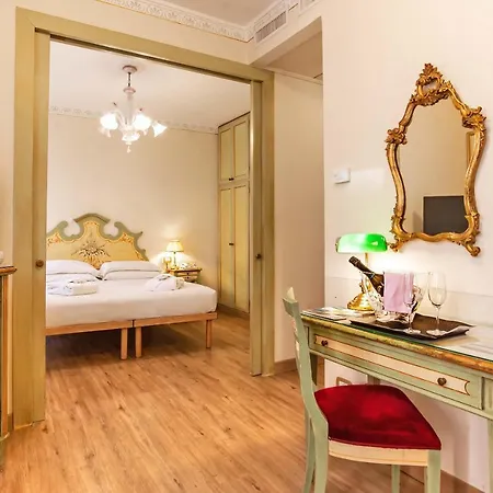 La Fenice Et Des Artistes Velence