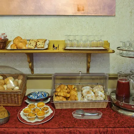 La Fenice Et Des Artistes 3*