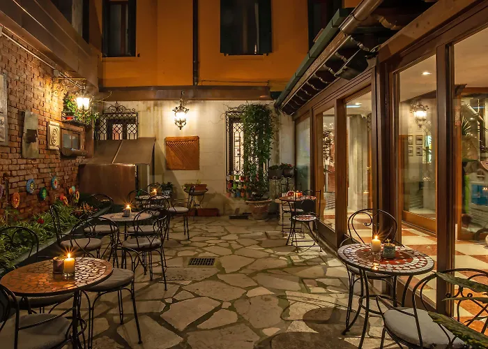 ラ フェニーチェ  エ デザルティステス ホテル ヴェネツィア