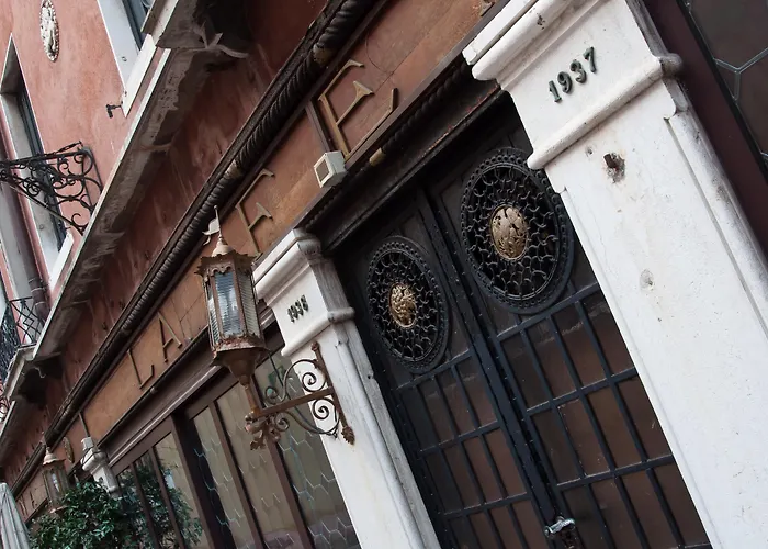 ラ フェニーチェ  エ デザルティステス ホテル ヴェネツィア