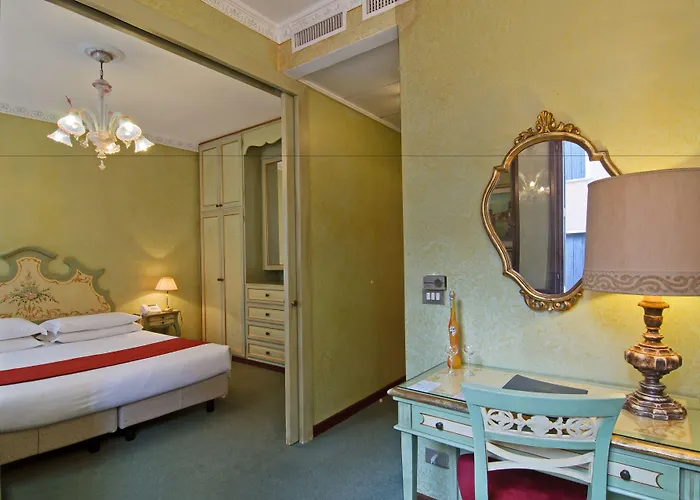 ラ フェニーチェ  エ デザルティステス ホテル ヴェネツィア