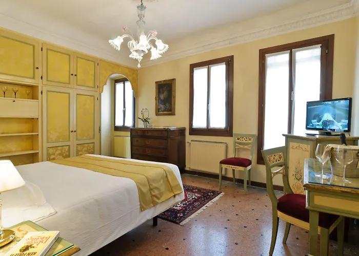 ラ フェニーチェ  エ デザルティステス ホテル