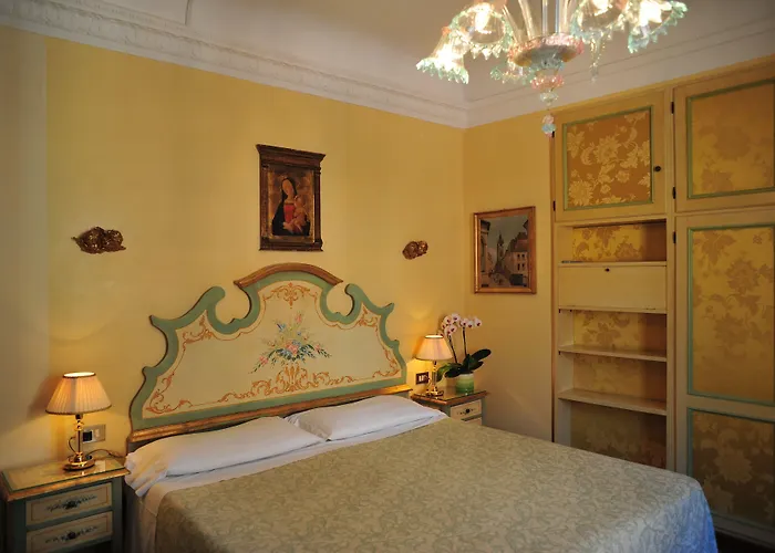 ホテル ラ フェニーチェ  エ デザルティステス ヴェネツィア