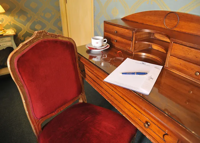 ホテル ラ フェニーチェ  エ デザルティステス 3*