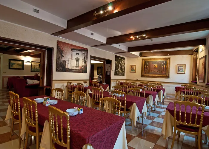 ラ フェニーチェ  エ デザルティステス ヴェネツィア