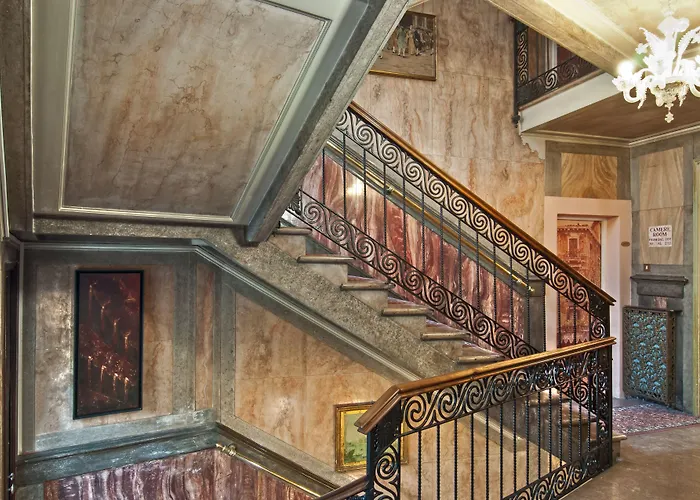 ラ フェニーチェ  エ デザルティステス ヴェネツィア