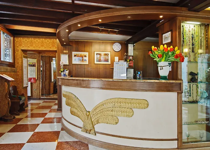 ラ フェニーチェ  エ デザルティステス ホテル ヴェネツィア