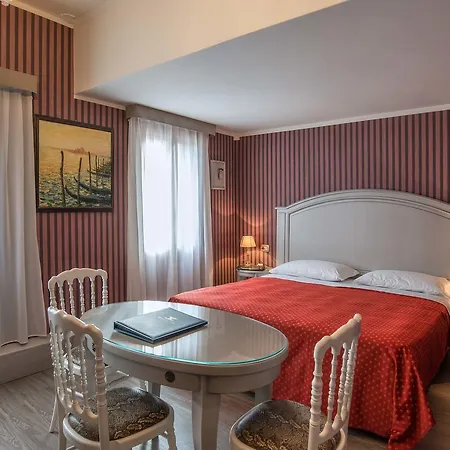 La Fenice Et Des Artistes Hotel Venise
